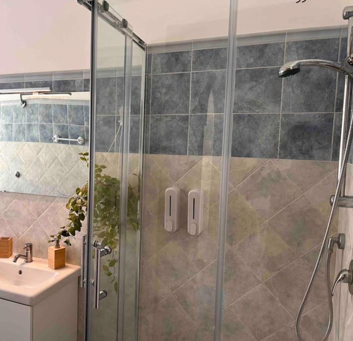 Near The Center With Private Bathroom * Roma